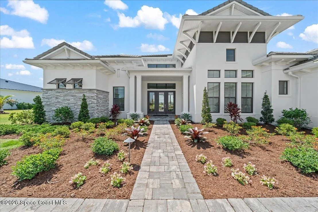 Photo of 3769 Lake Adelaide Place
