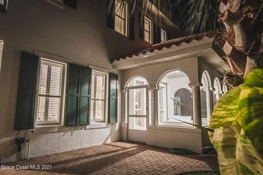 Photo of 176 Bayshore Drive