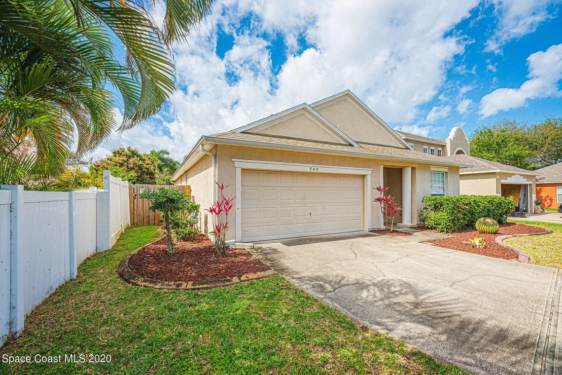 Photo of 949 Riviera Point Drive