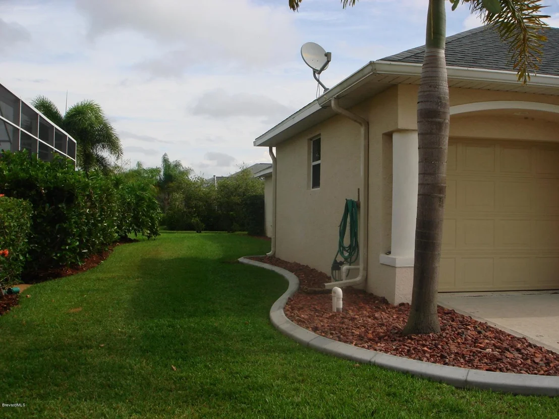 Photo of 1275 Starling Way