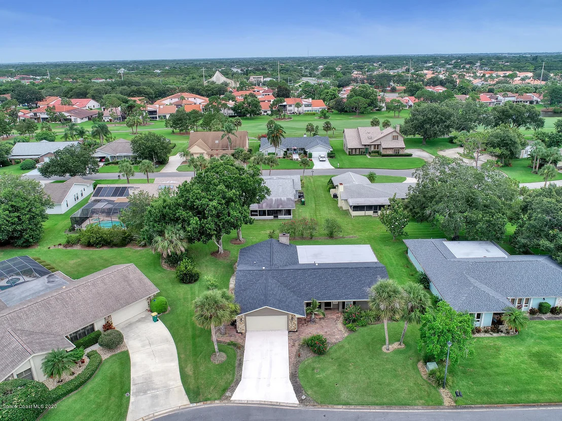 Photo of 1004 Cedarbrook Court
