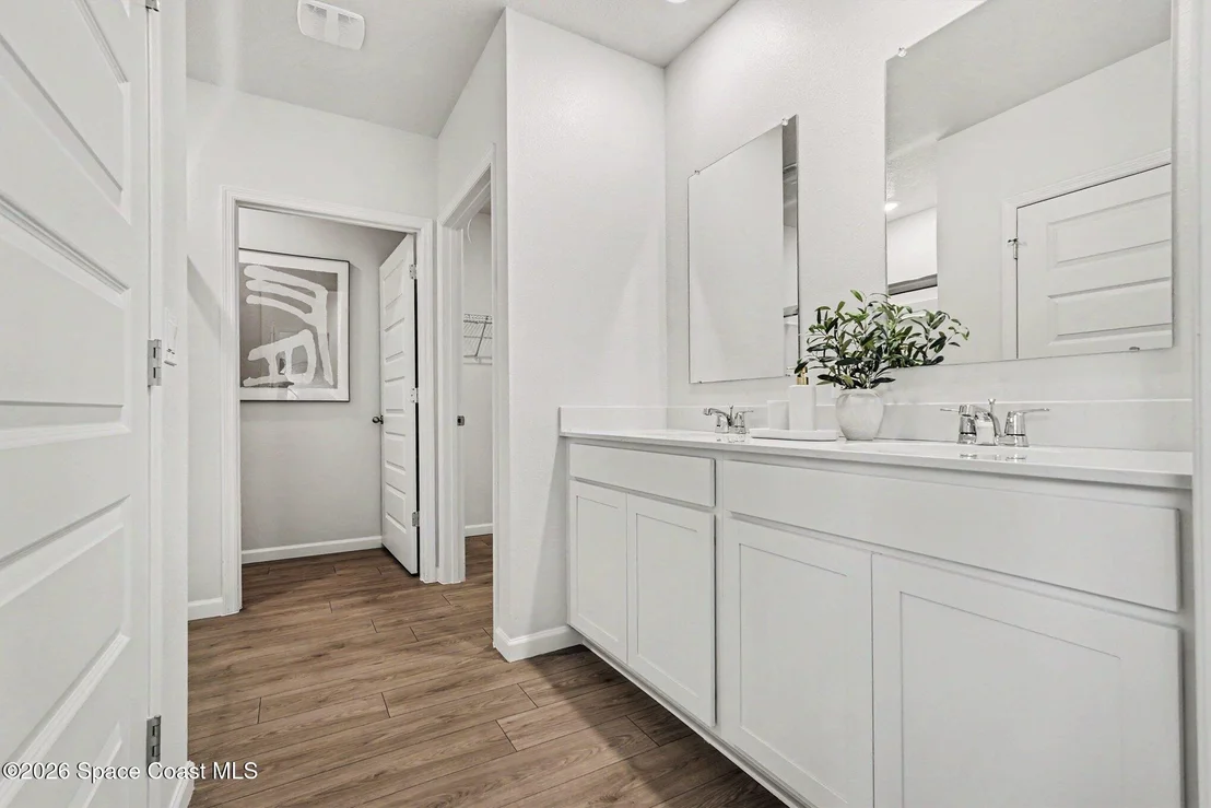 Photo of 1653 Garabaldi Circle SE