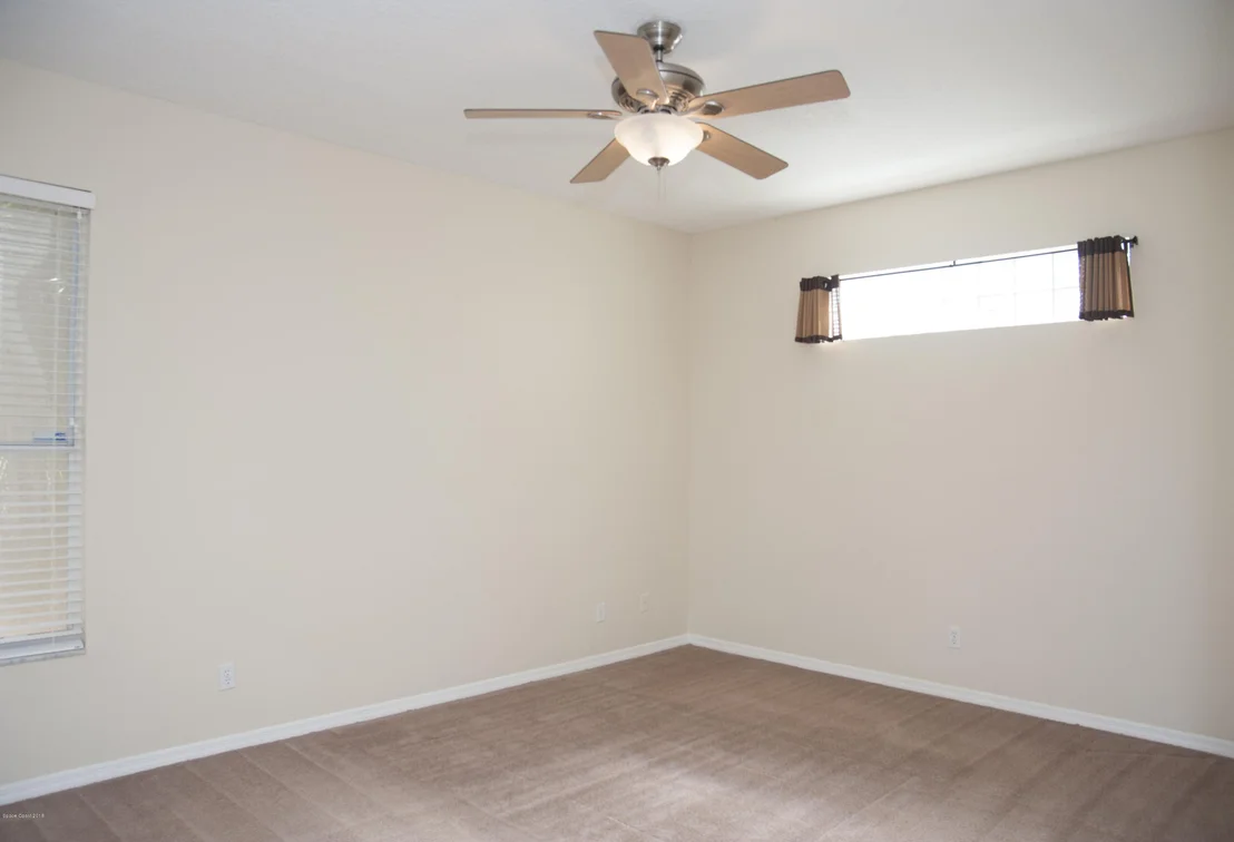 Photo of 916 Wimbledon Drive