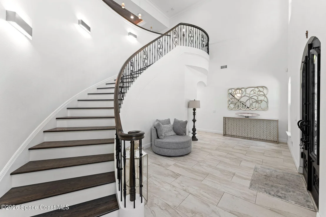 Photo of 3441 N Sylvan Lane