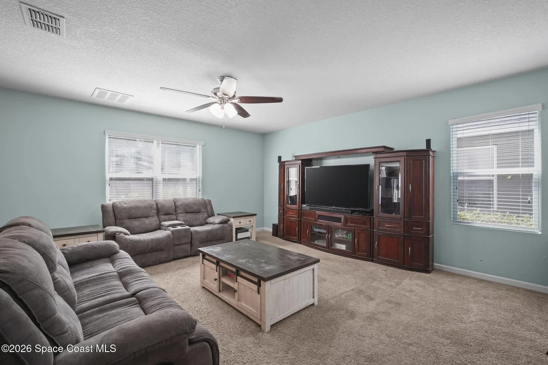 Photo of 2635 Falcon Lane