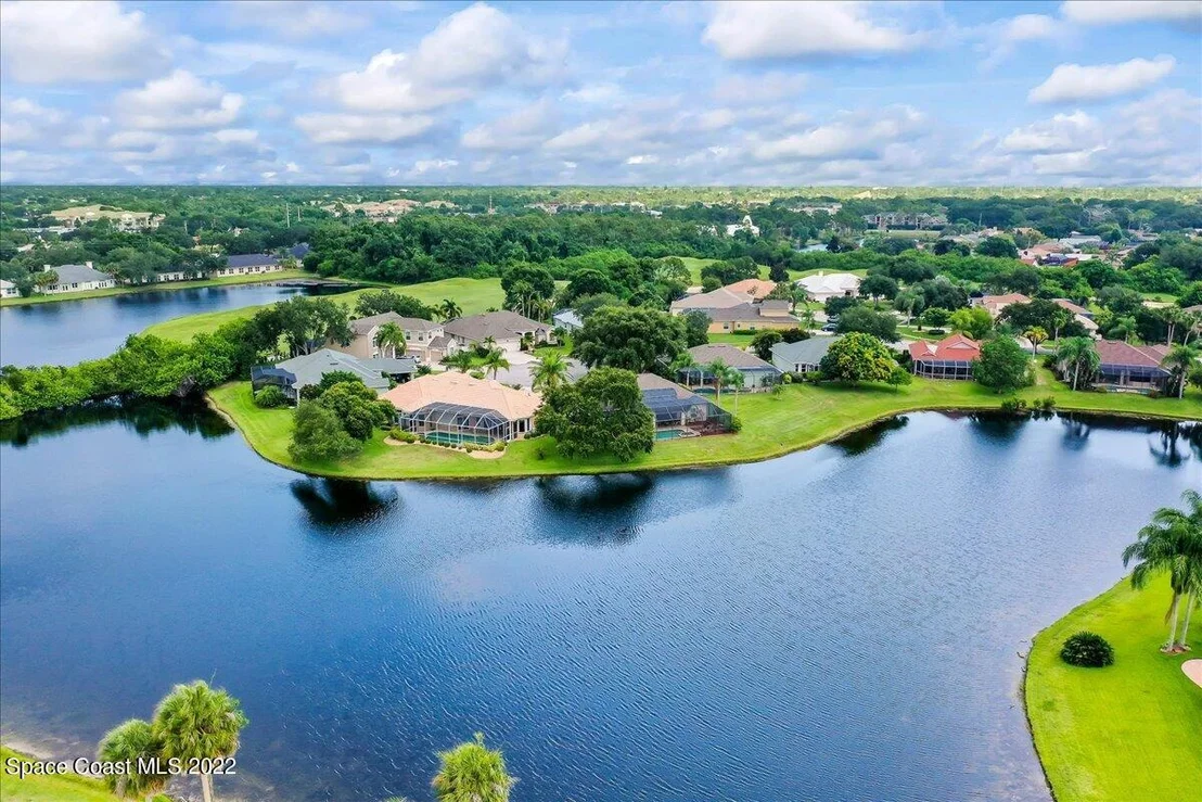 Photo of 302 Sandhurst Drive