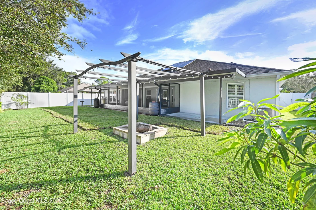 Photo of 2324 Merlin Drive