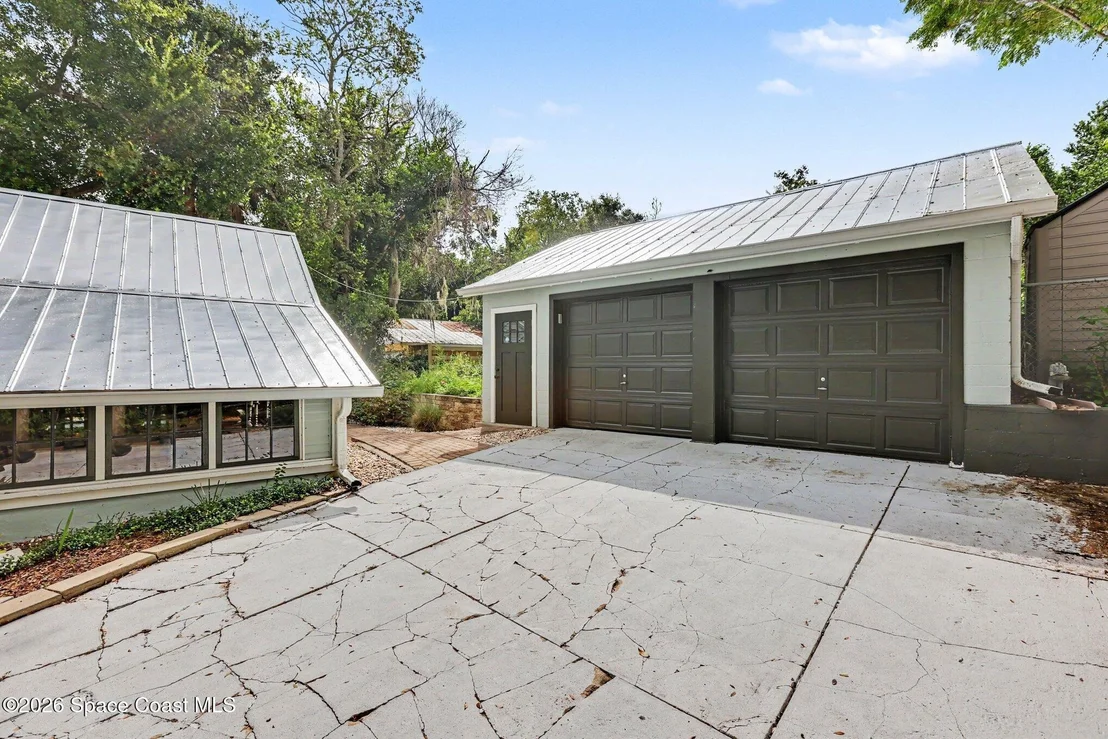 Photo of 35 Barton Avenue