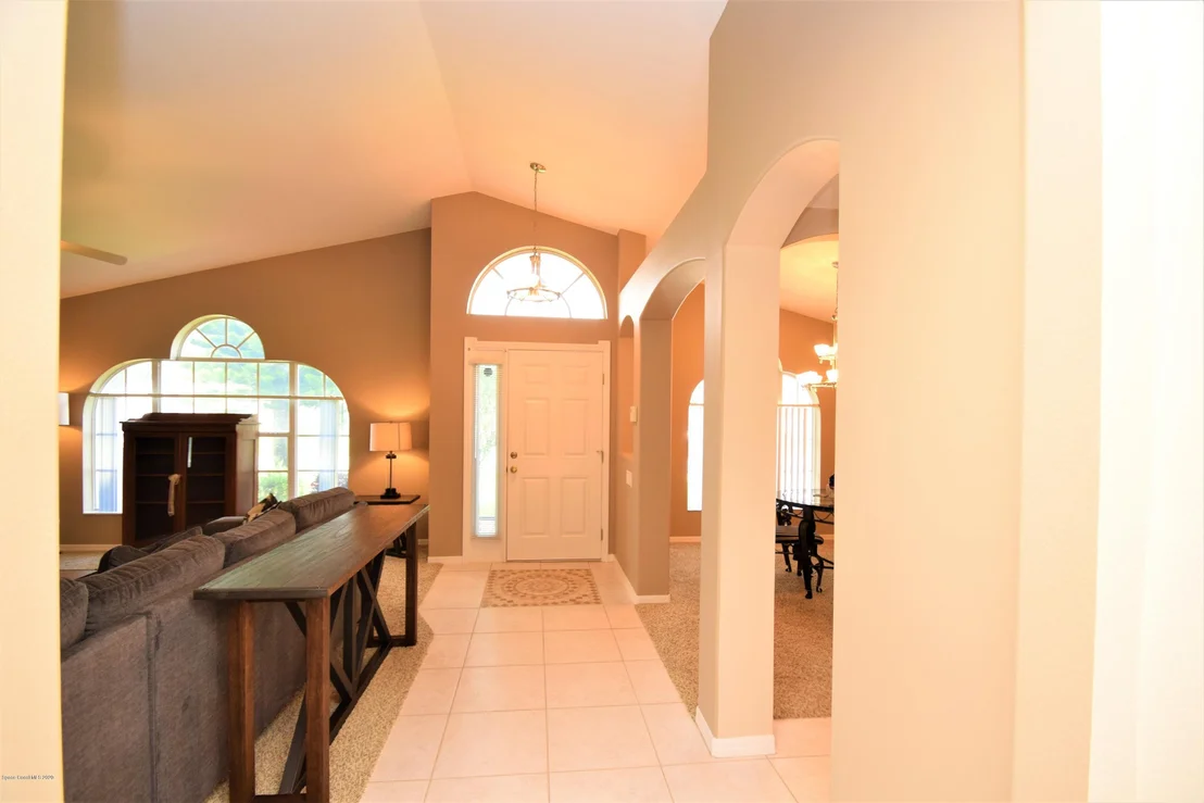 Photo of 2181 Weatherly Avenue