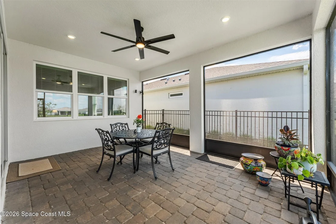 Photo of 3582 Coastline Lane