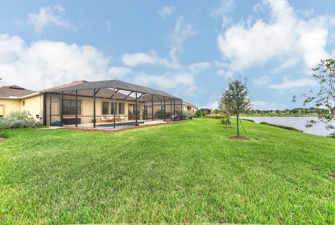 Photo of 7457 Bluemink Lane
