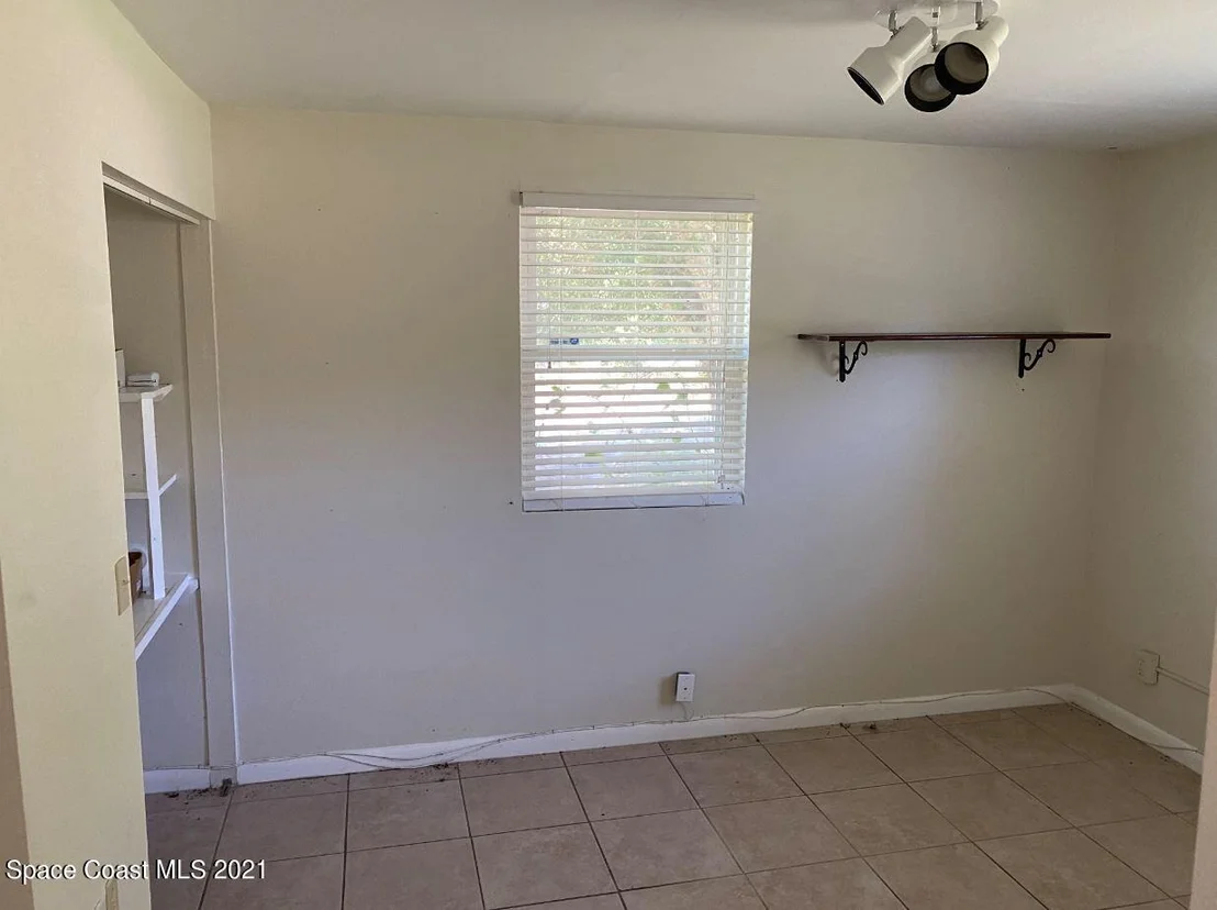 Photo of 2410 Malabar Road