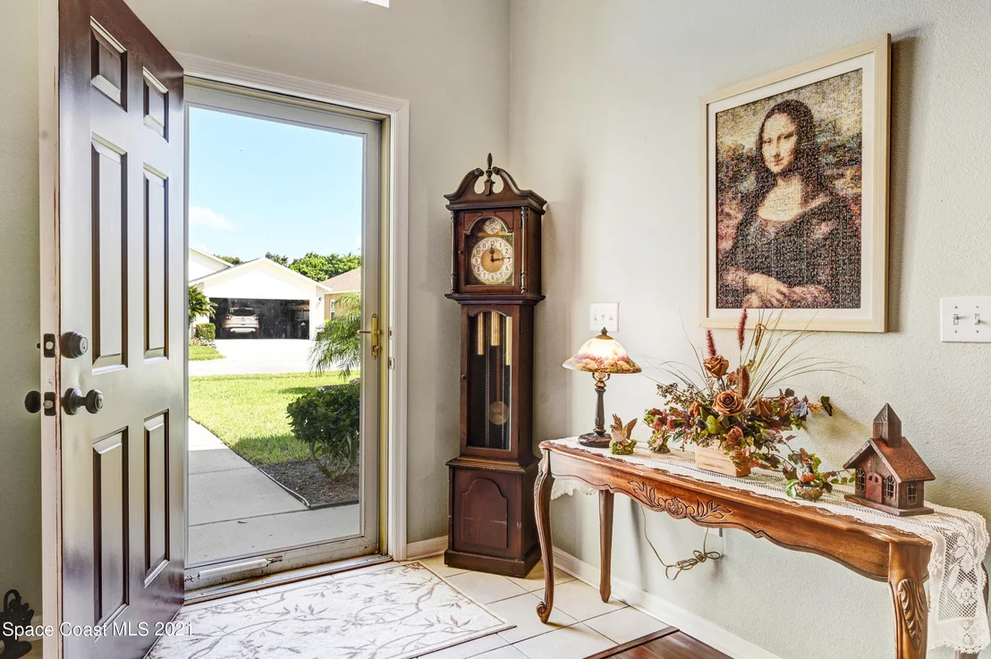 Photo of 2231 Spring Creek Circle NE