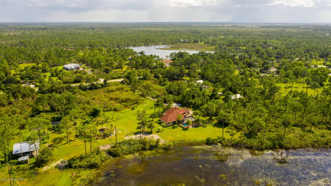 Photo of 1460 Grant Road