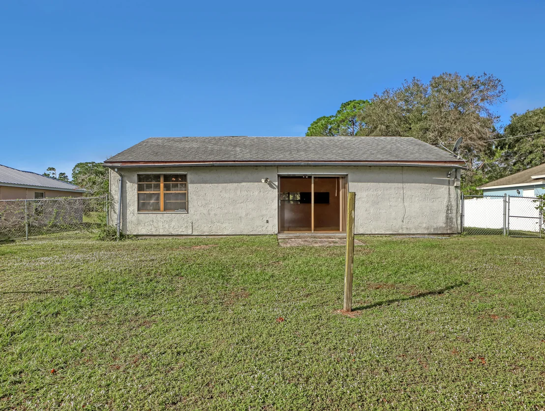 Photo of 2861 Detached Circle SE