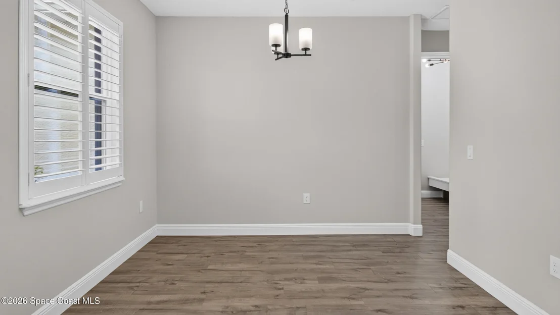 Photo of 1845 Market Circle NE