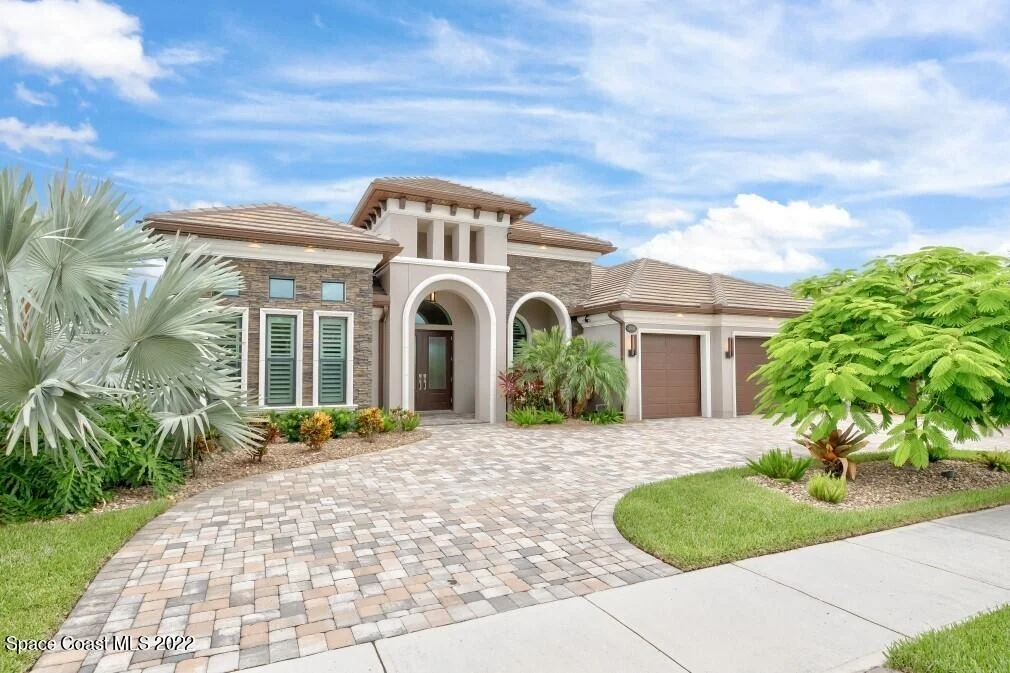 Photo of 2902 Emeldi Lane