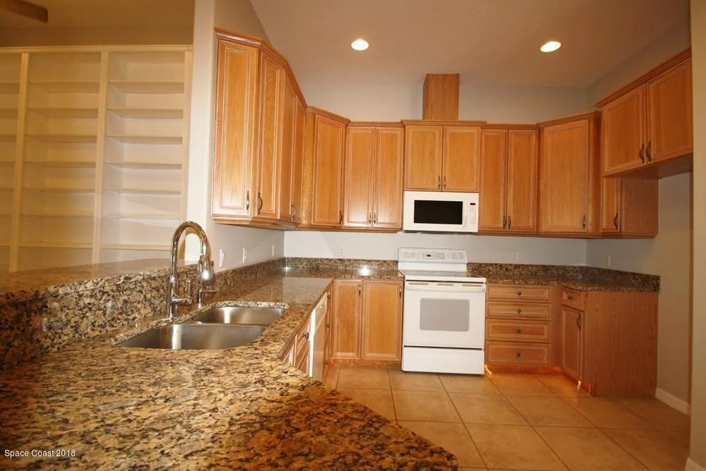 Photo of 172 Whaler Drive