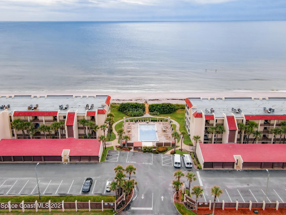 Photo of Unit 412 at 175 Highway A1a