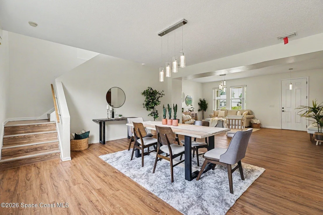 Photo of 3798 Jupiter Boulevard SE