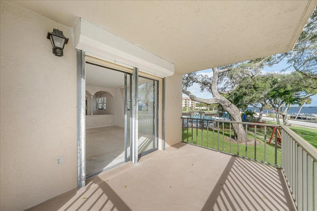 Photo of Unit 201B at 1049 Rockledge Drive