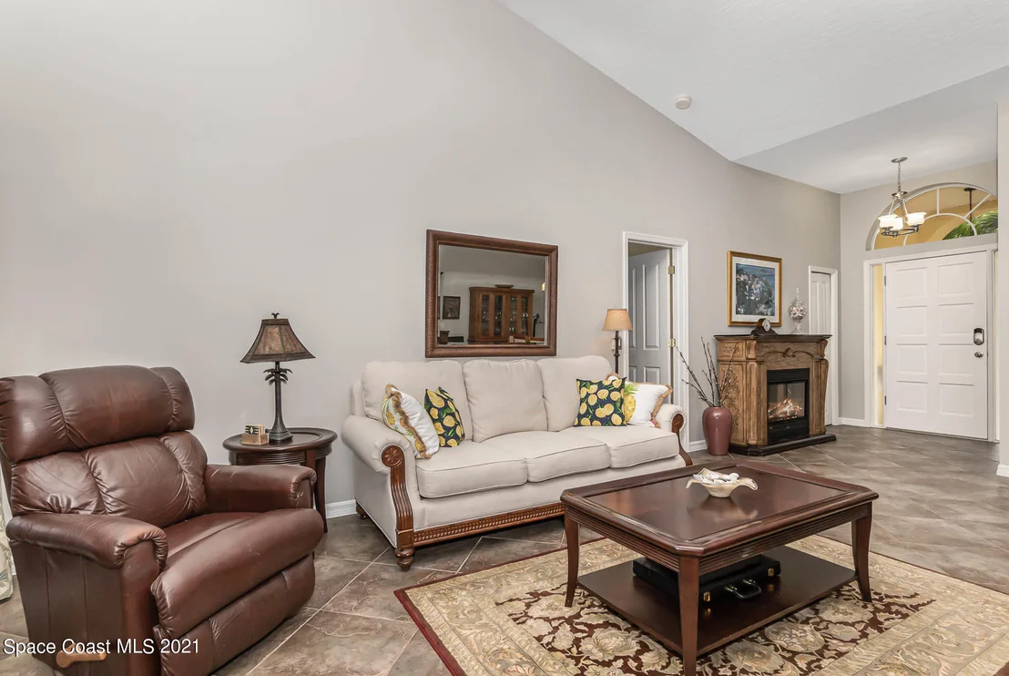 Photo of 243 Peregrine Drive
