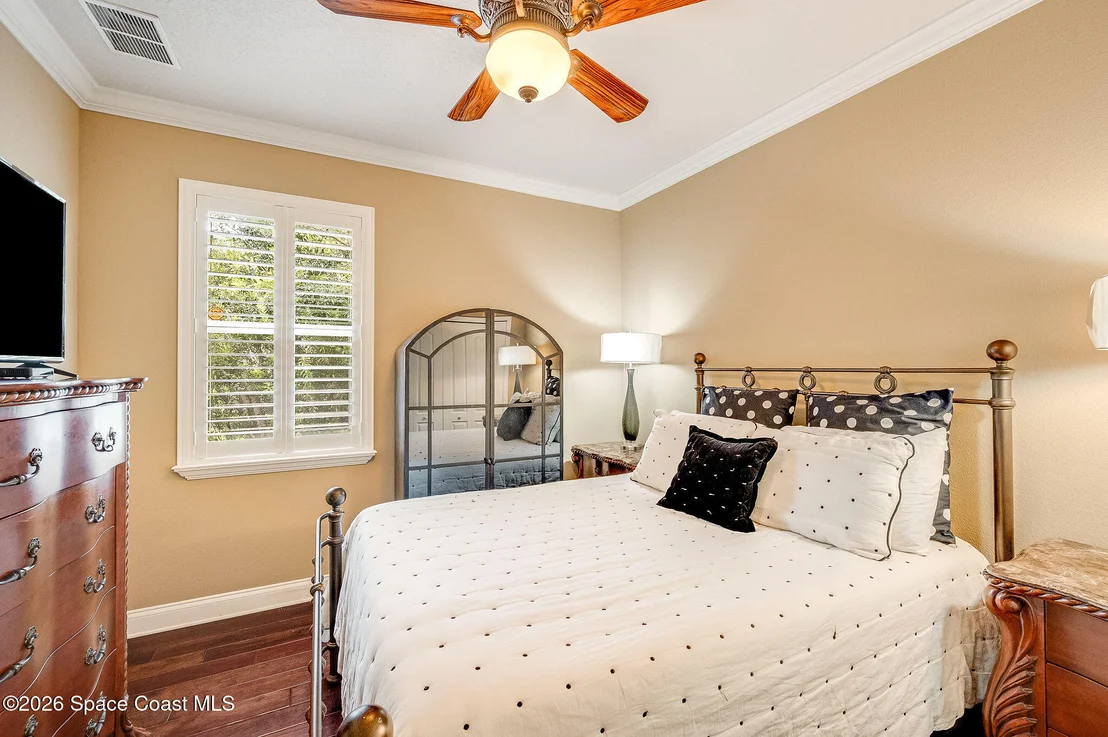 Photo of 522 Waterside Circle