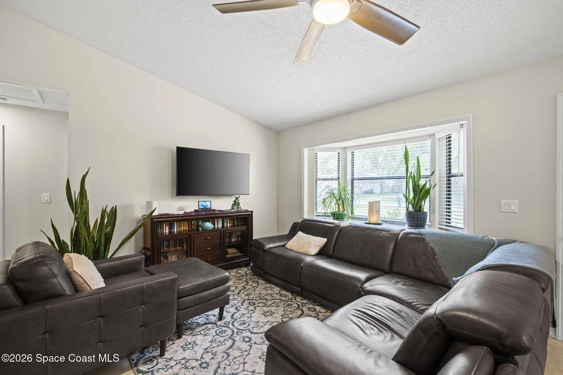 Photo of 7455 Darien Road