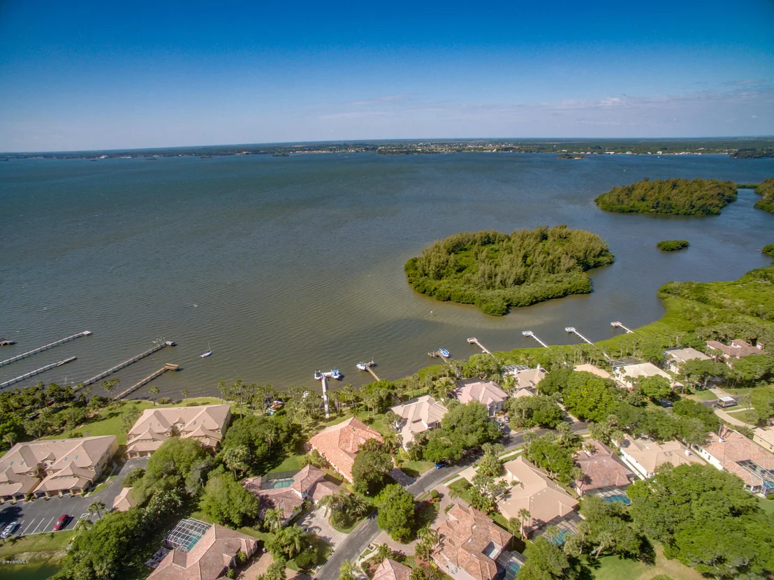 Photo of 290 Hammock Shore Drive