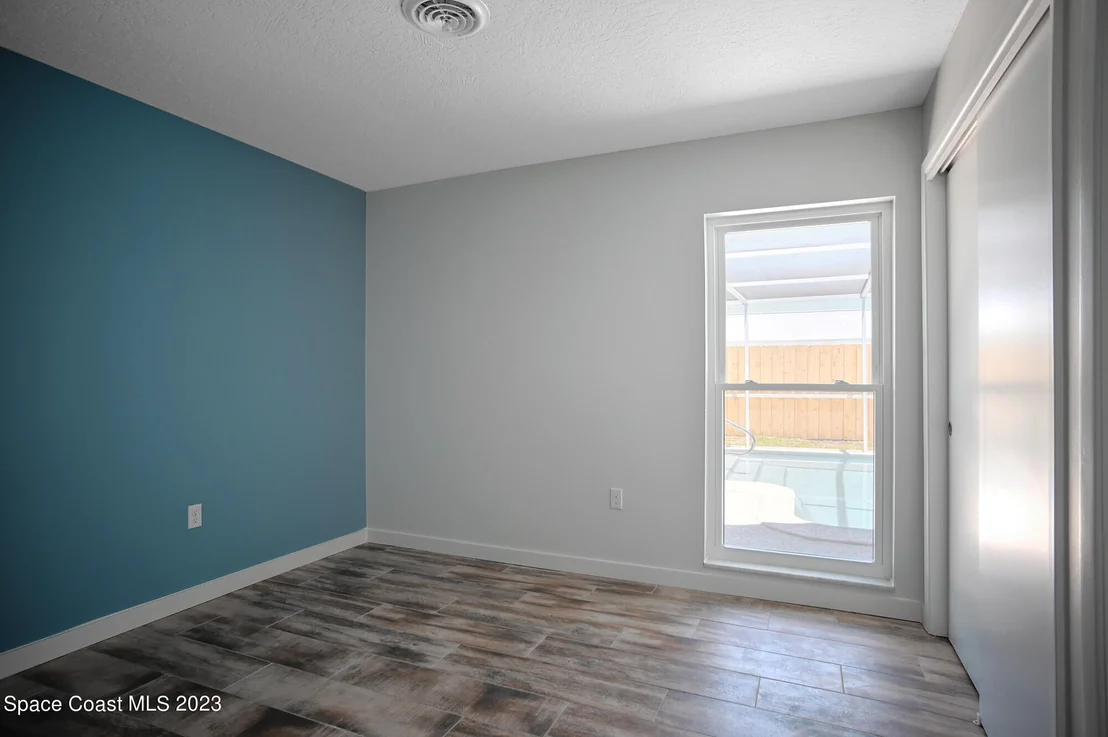 Photo of 440 Coconut Drive