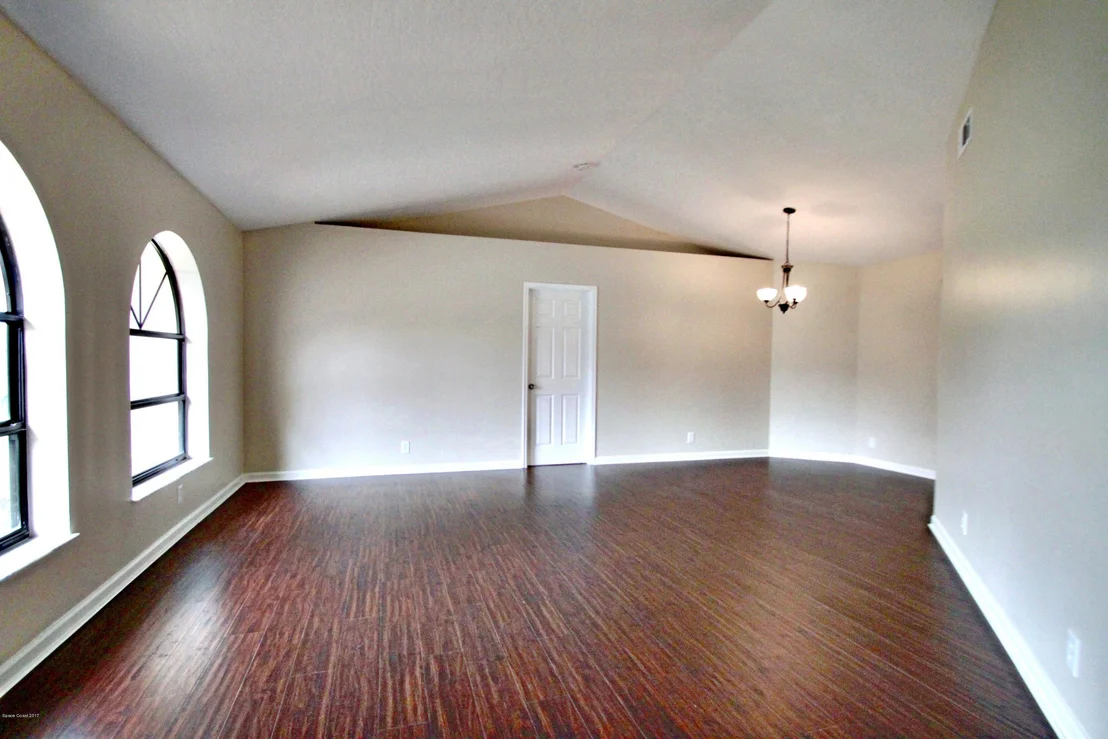 Photo of 422 Joy Haven Drive