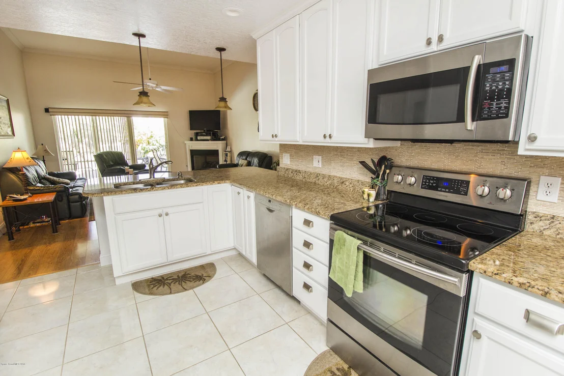 Photo of 1041 Pelican Lane