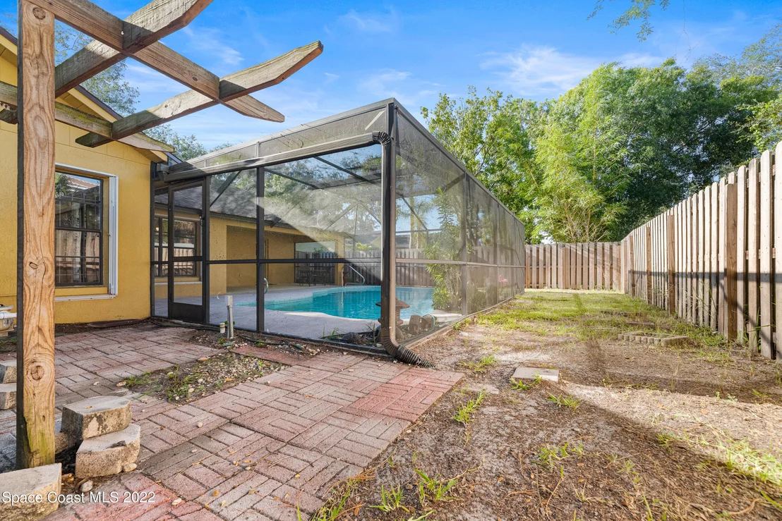 Photo of 4280 Silver Lake Drive