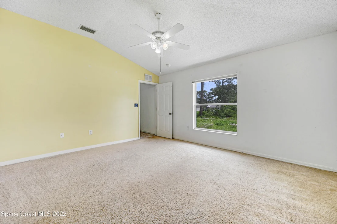 Photo of 1320 Rascal Street SE
