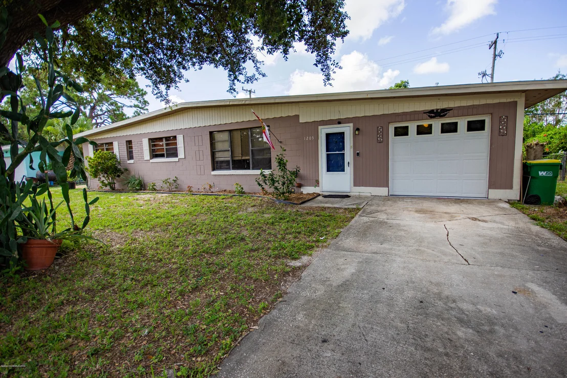 Photo of 1205 Tech Place