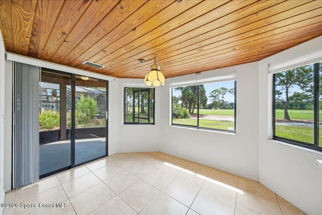 Photo of 653 Doral Lane