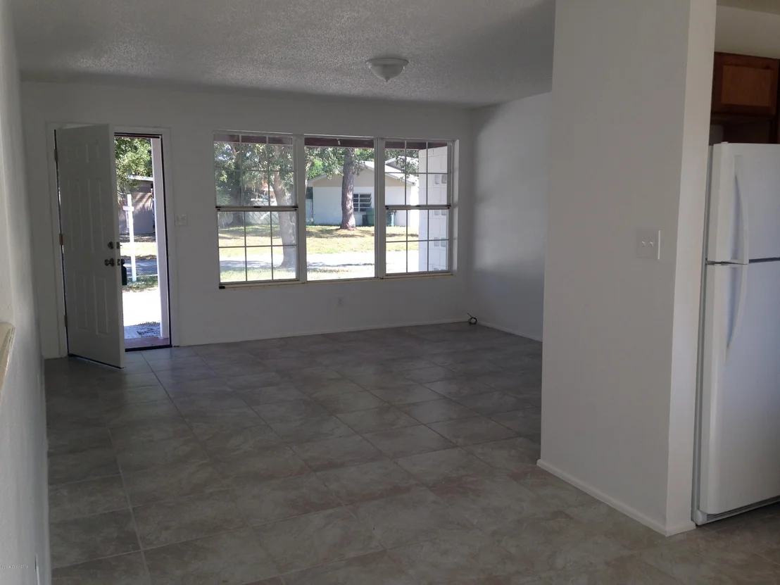Photo of 1517 Cambridge Drive