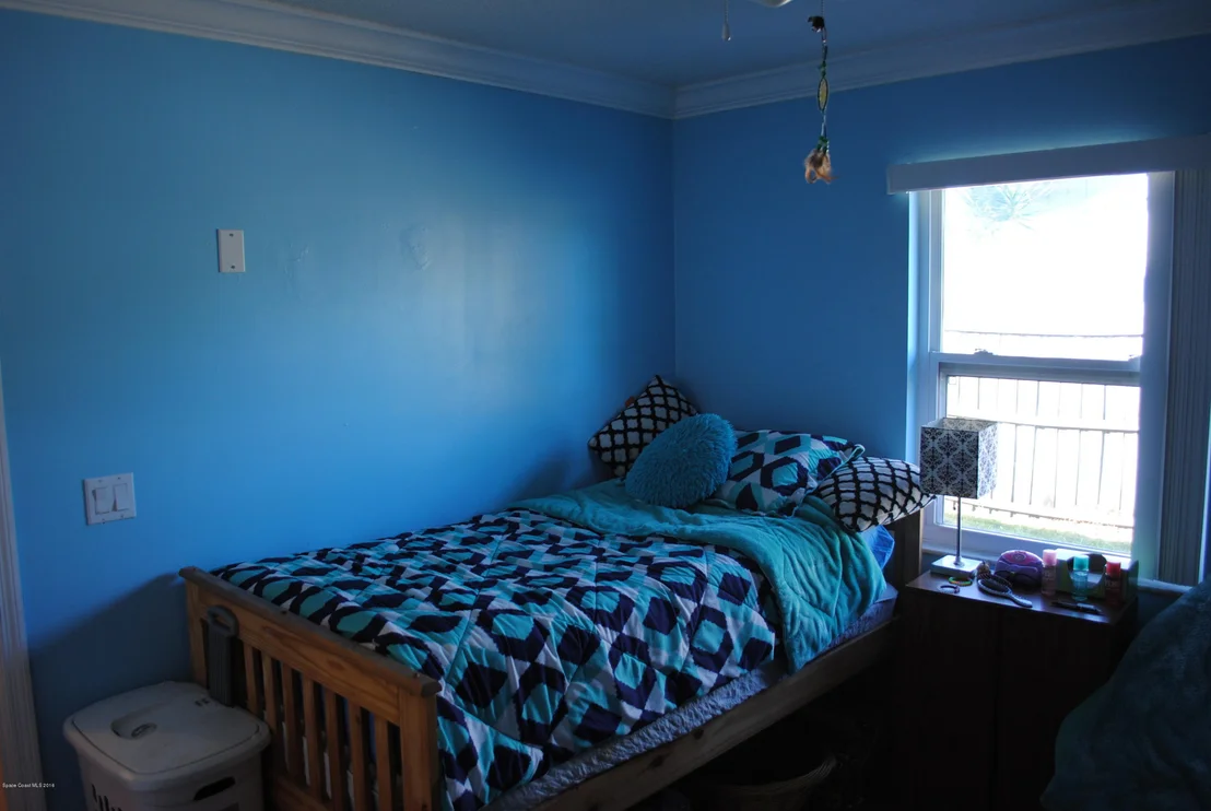 Photo of 1557 Spruce Road
