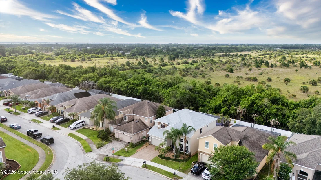 Photo of 1400 Bourke Lane