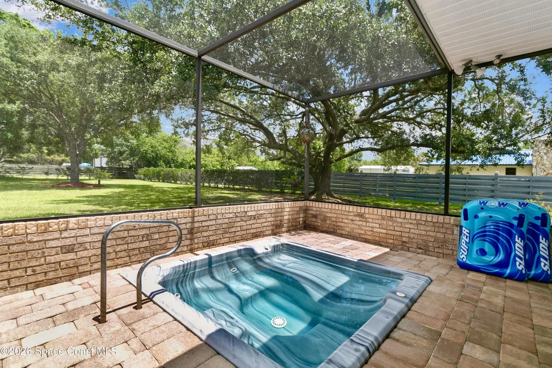 Photo of 4970 Pinewood Place