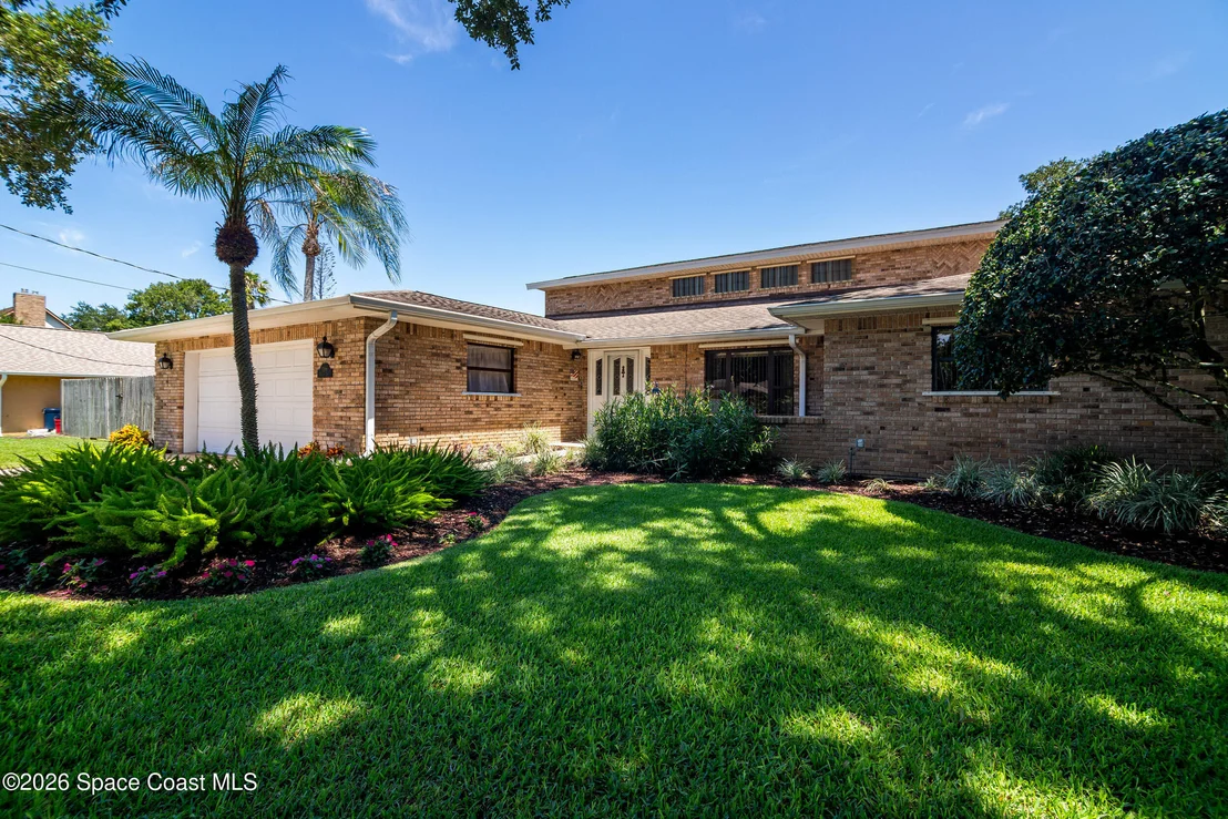 Photo of 1088 Fairlawn Drive