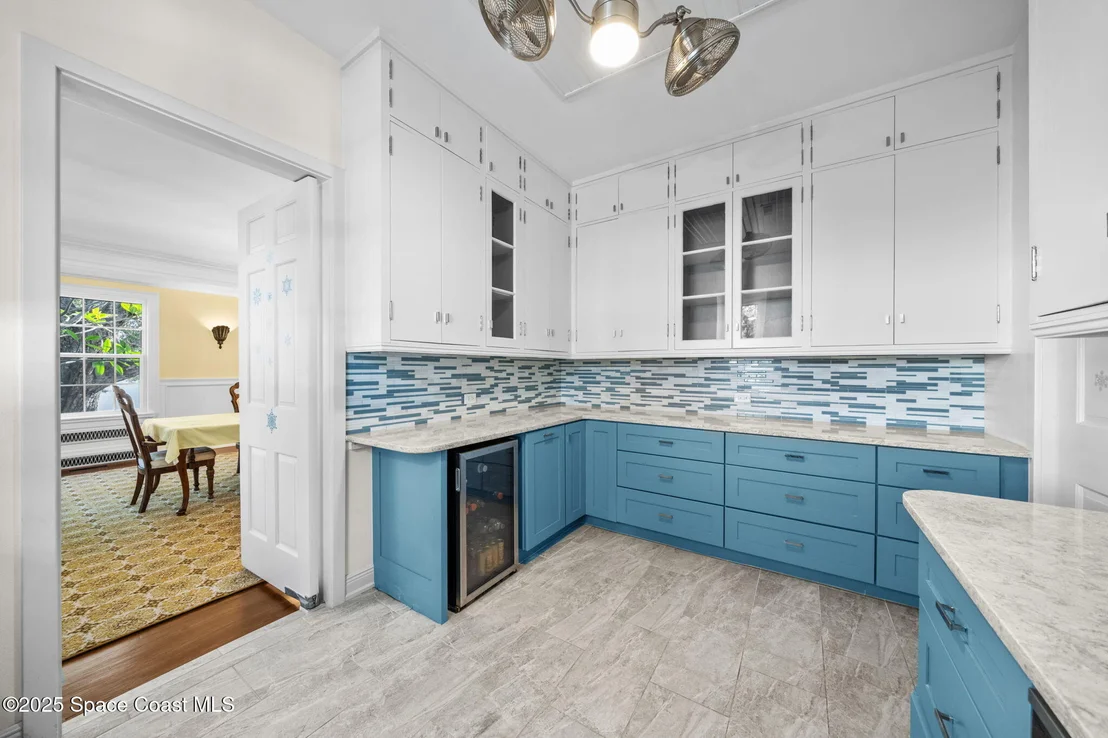 Photo of 875 N Indian River Drive