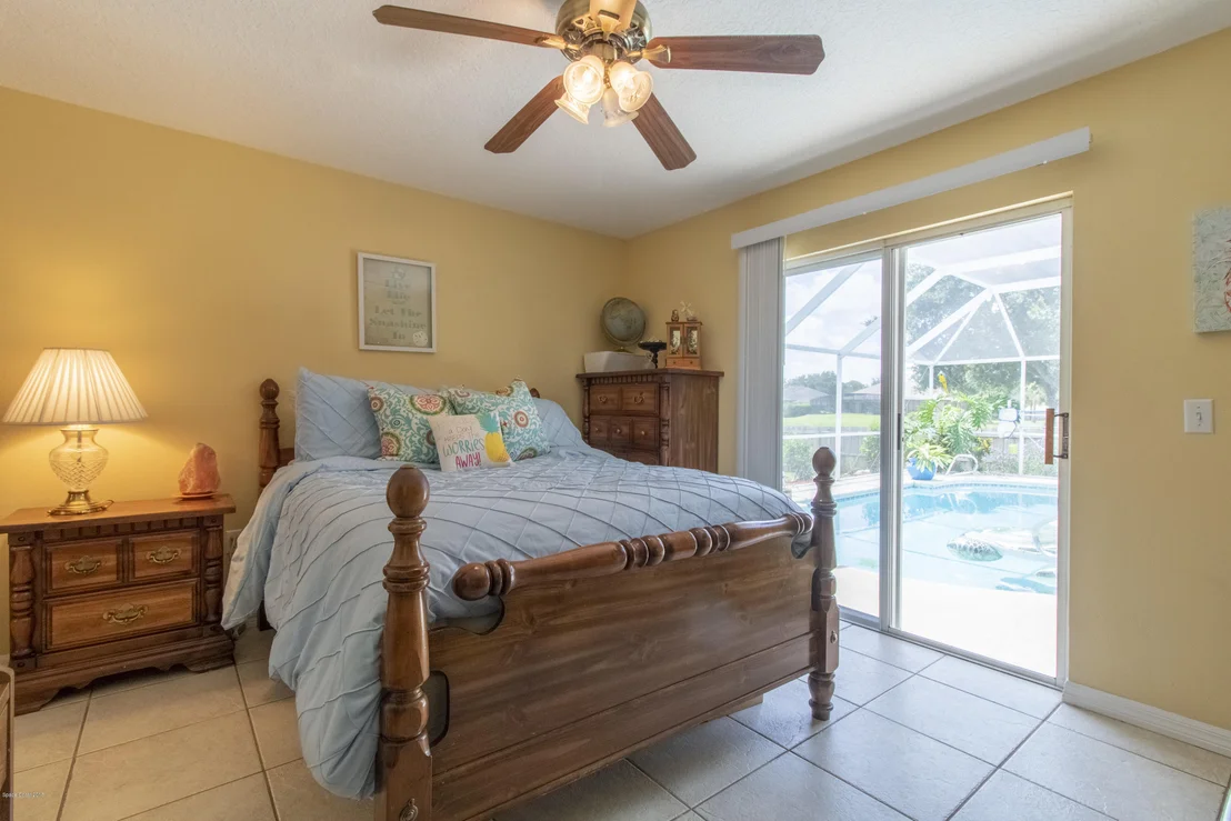 Photo of 6281 Golfview Avenue