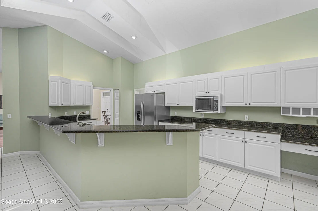 Photo of 1490 56th Square E