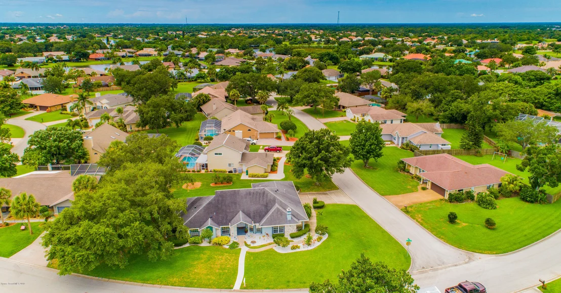 Photo of 548 Crystal Lake Drive