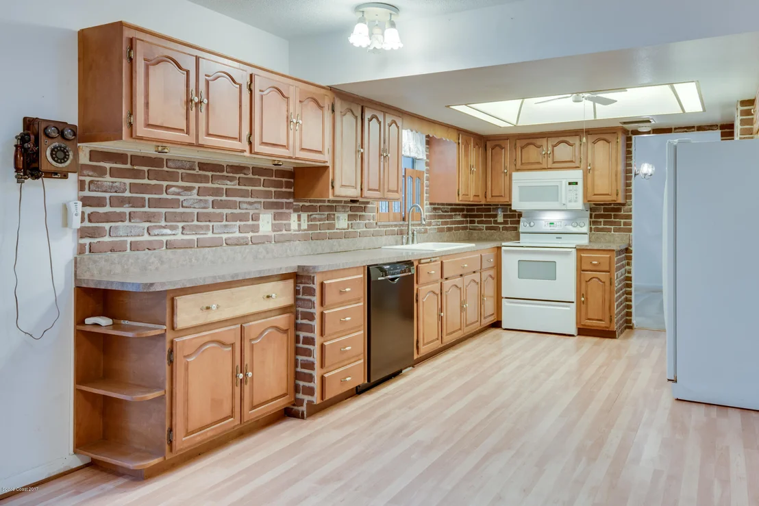 Photo of 385 Yuma Drive