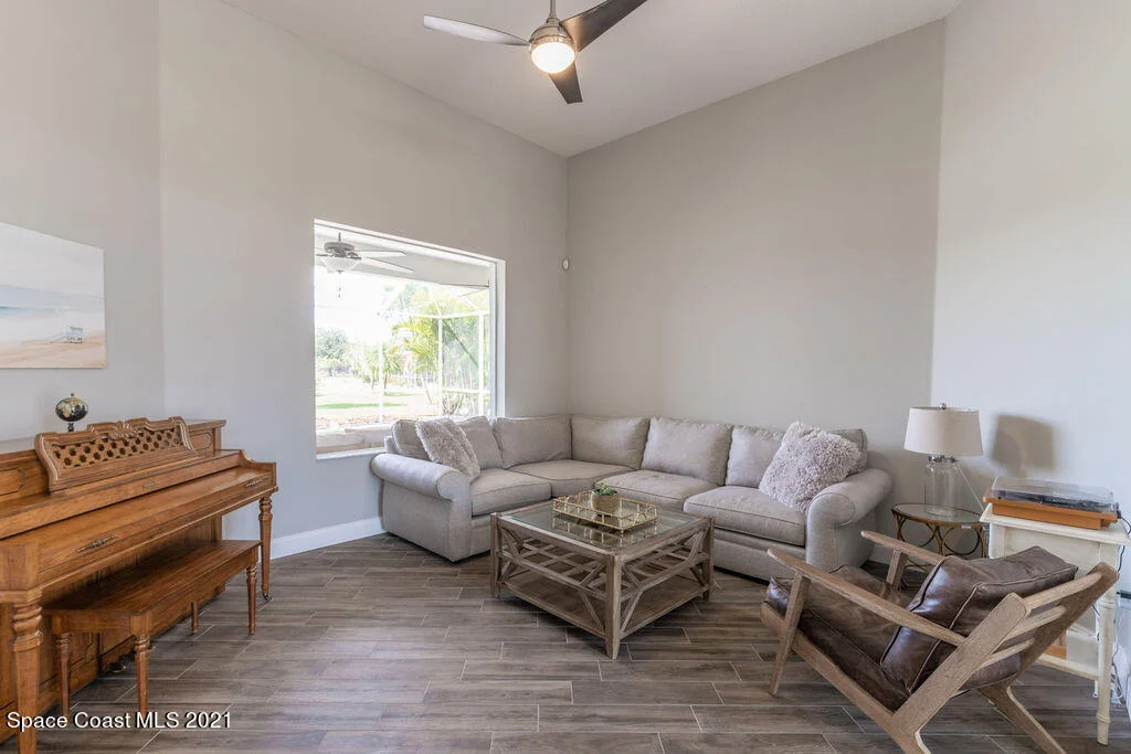 Photo of 4591 Chardonnay Drive