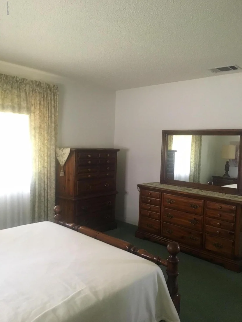 Photo of 655 Walnut Drive