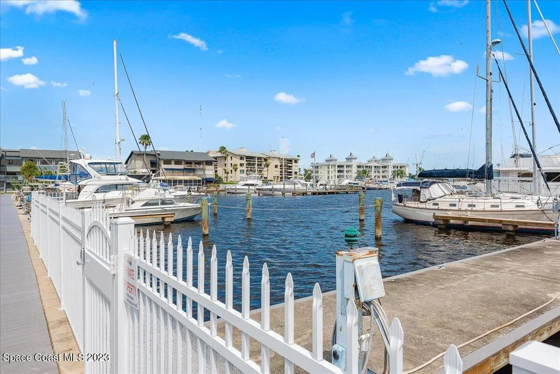 Photo of 1616 Vista Lake Circle