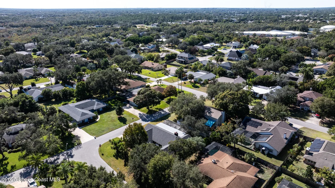 Photo of 1007 Pineapple Avenue NE